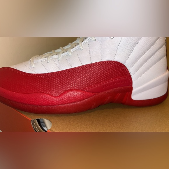 DEADSTOCK Jordan Cherry 12s! Men Size 9.5! - Picture 5 of 9